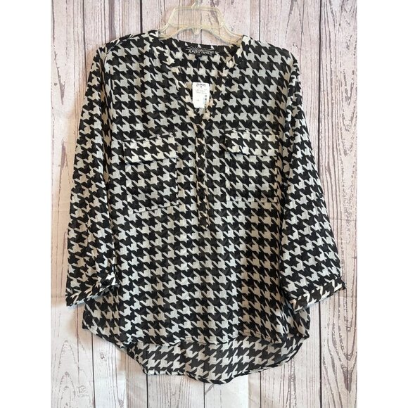 Almost NWT Famous Stunning Black & White Sheer Slipover Top Blouse Size XL - Picture 3 of 10